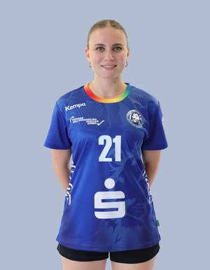 Emma Montag